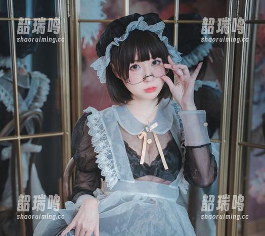 西园寺南歌的高清女仆本，谁能拒绝这份可畏的诱惑？赶紧下载吧！