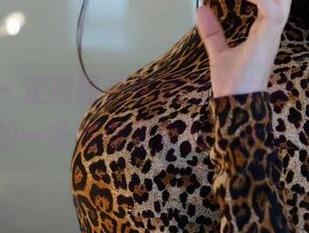 微密圈 – 定制图片中的辣妈女神，她在你的一条微信里隐藏了什么？