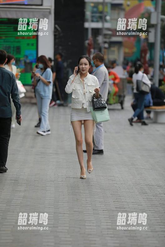 魔镜街拍 - 在凯恩这里,点亮心灵的全套作品,真是让人欲罢不能! 魔镜街拍 - 在凯恩这里,点亮心灵的全套作品,真是让人欲罢不能!