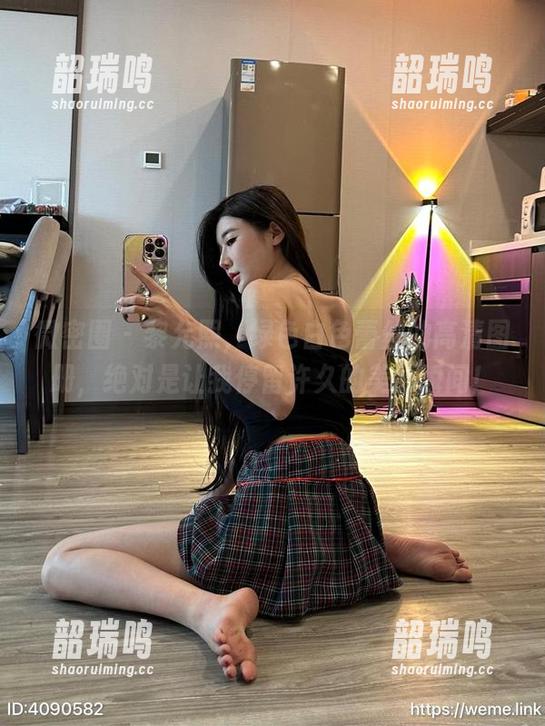 微密圈 - 黎允熙，绿色白色蕾丝的高清图册，绝对是让我停留许久的美丽瞬间！