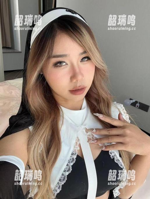 微密圈 - 黑饱宝携手女孩们,开启定制写真的奇妙之旅! 微密圈 - 黑饱宝携手女孩们,开启定制写真的奇妙之旅!